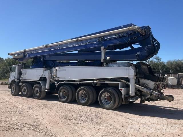 Mack MR688S Bombas de concreto