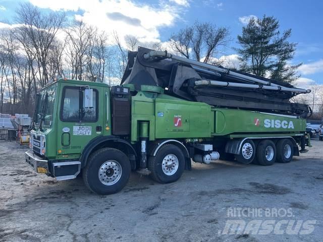 Mack MRU613 Bombas de concreto