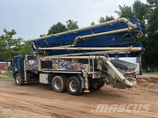 Mack MRU613 Bombas de concreto
