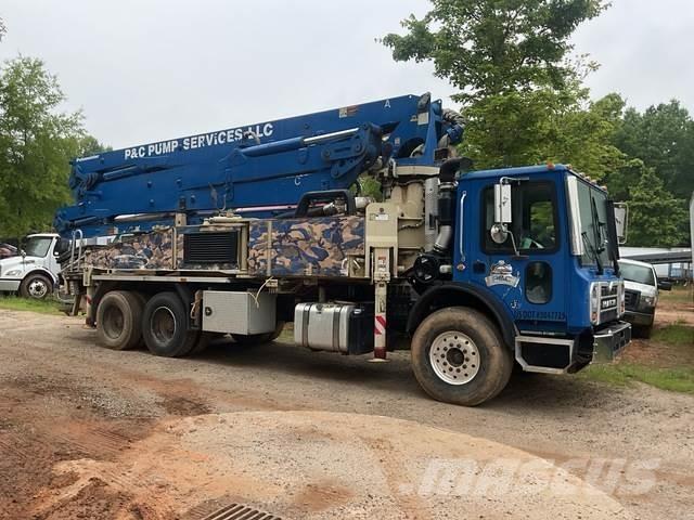 Mack MRU613 Bombas de concreto