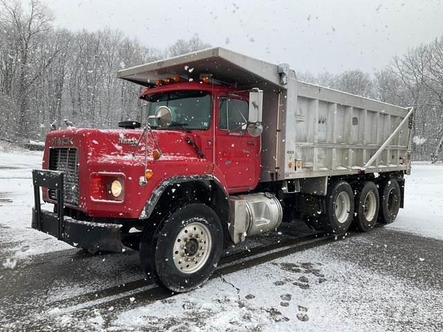 Mack RB688S Bañeras basculantes usadas