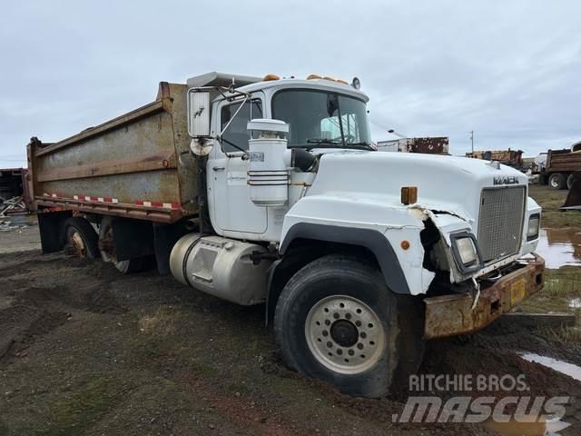 Mack RD688S Bañeras basculantes usadas