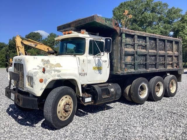 Mack RD690S Bañeras basculantes usadas