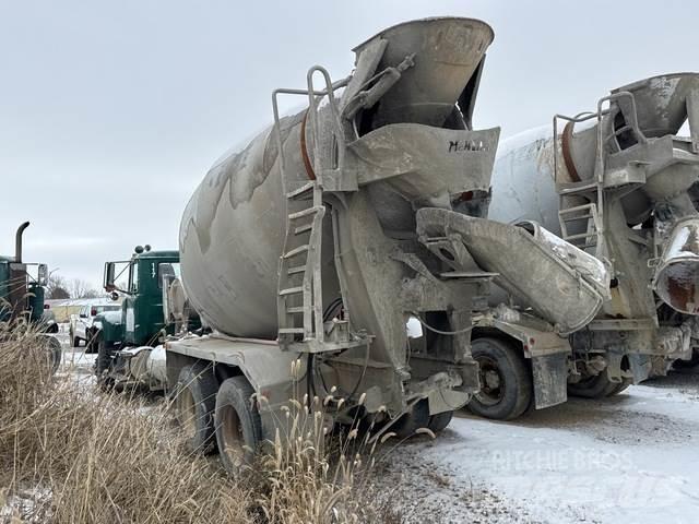 Mack RD690S Otros camiones