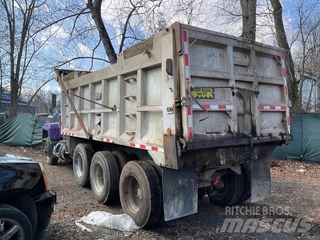 Mack RD690S Bañeras basculantes usadas