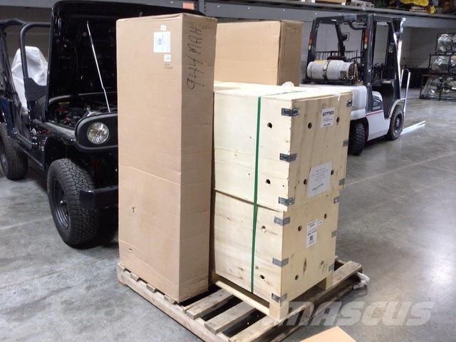 Mahindra  Otros equipos para carreteras y quitanieves