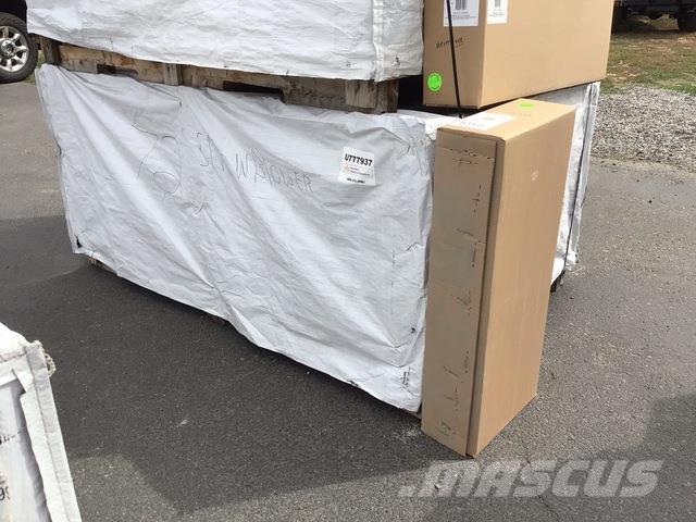 Mahindra  Otros equipos para carreteras y quitanieves