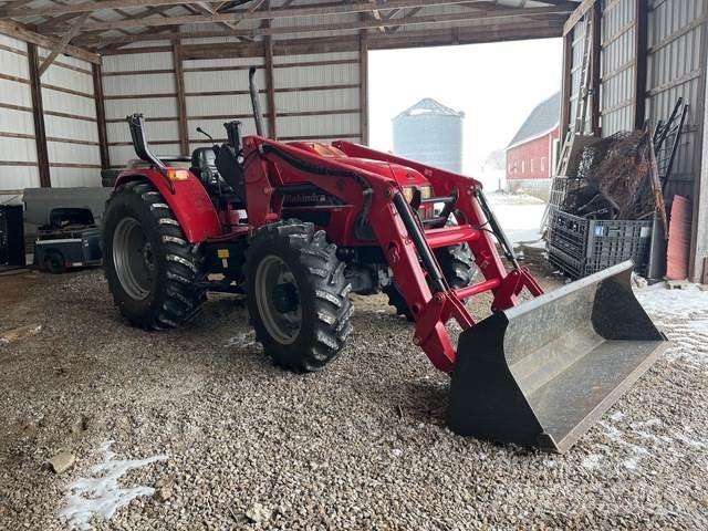 Mahindra 8560 Tractores compactos