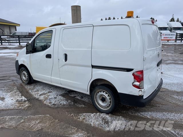 Nissan NV200 Furgonetas cerradas