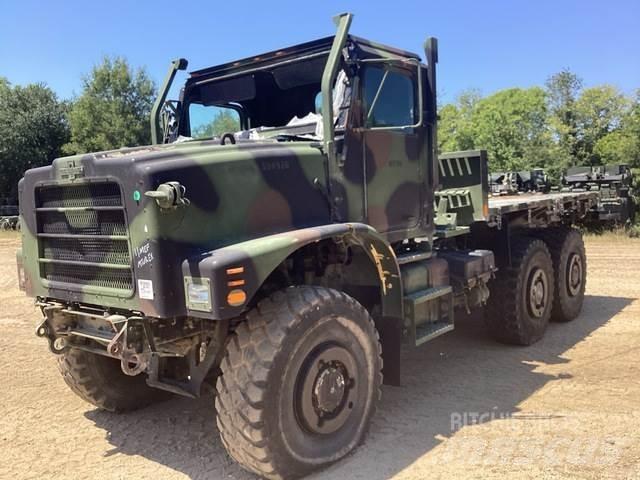 Oshkosh MK25 Camiones con caja de remolque