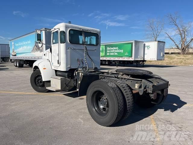 Peterbilt 335 Camiones tractor