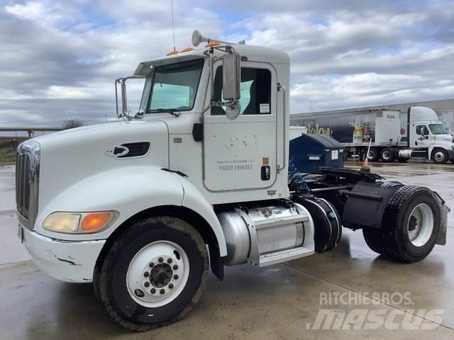 Peterbilt 337 Camiones tractor