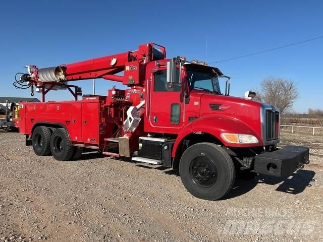 Peterbilt 348 Camiones de perforación móvil