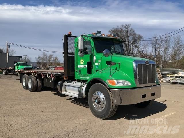 Peterbilt 348 Camiones de cama baja