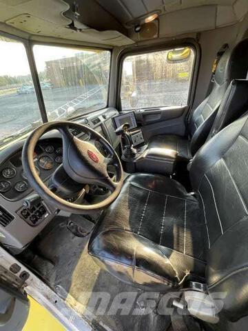 Peterbilt 348 Hojas y cuñas quitanieves