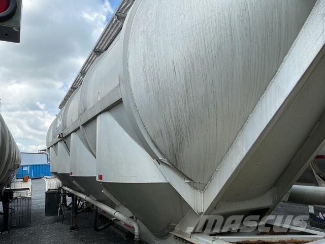 Polar  Otros remolques