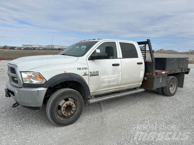 RAM 4500 Camiones de cama baja