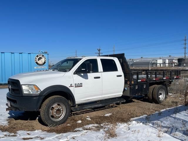 RAM 5500 Camiones de cama baja