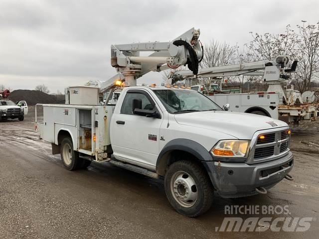 RAM 5500 Plataformas sobre camión