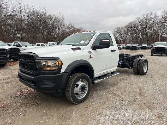 RAM 5500 Cabinas