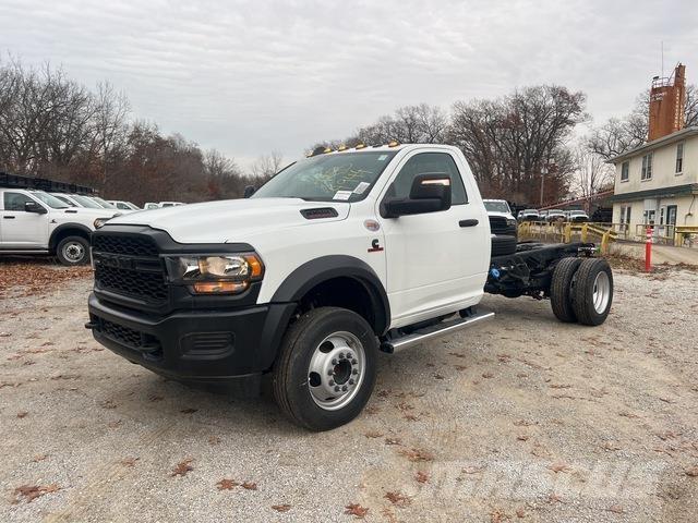 RAM 5500 Cabinas