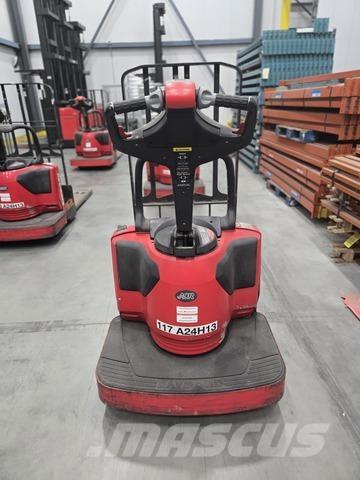 Raymond 8410 Montacargas manual para paletas