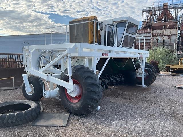 Scarab 16HYD Volteadoras de compostaje