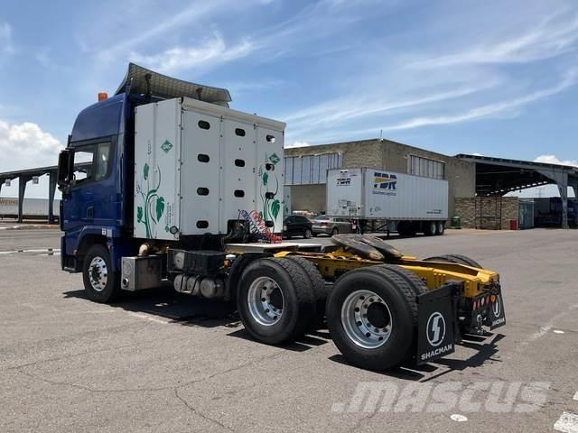 Shacman X3000 Cabinas