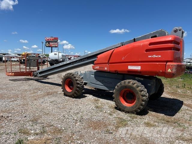 SkyJack SJ61T Plataformas con brazo de elevación telescópico