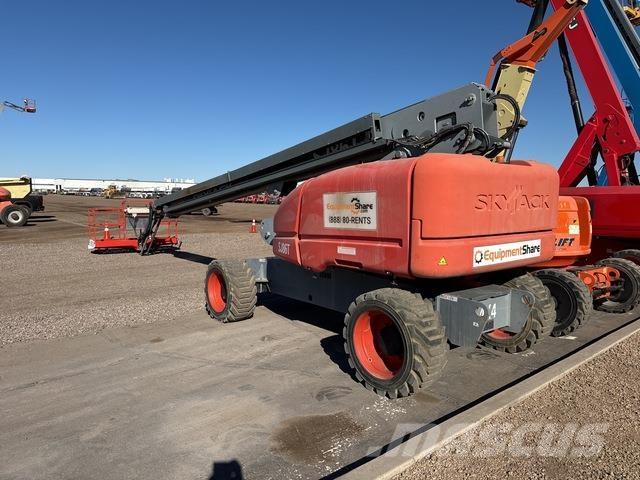 SkyJack SJ86T Plataformas con brazo de elevación telescópico