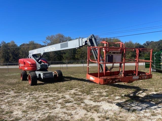 SkyJack SJ86T Plataformas con brazo de elevación telescópico