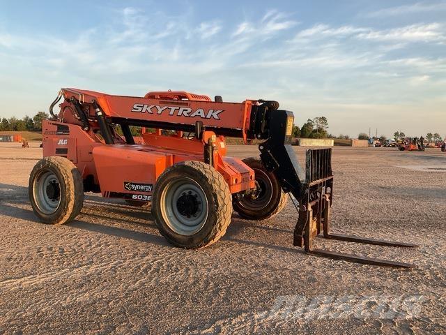 SkyTrak 6036 Carretillas telescópicas