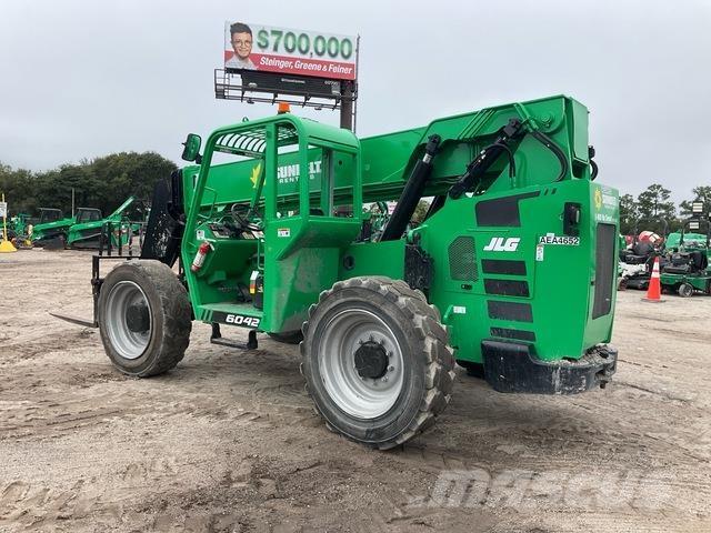 SkyTrak 6042 Carretillas telescópicas