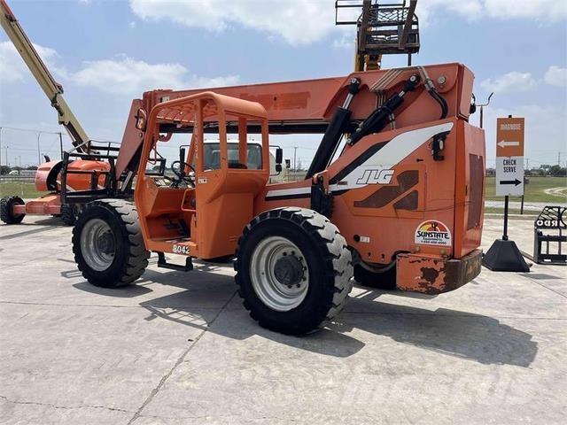 SkyTrak 8042 Carretillas telescópicas