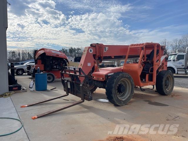 SkyTrak 8042 Carretillas telescópicas