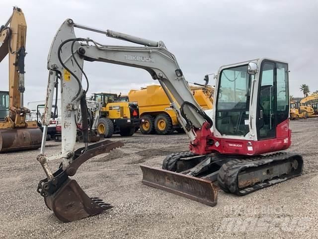 Takeuchi TB260 Excavadoras sobre orugas