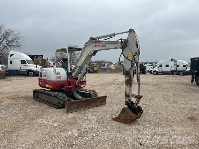 Takeuchi TB260 Excavadoras sobre orugas