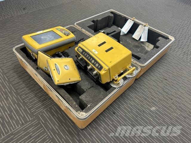 Topcon  Otros componentes