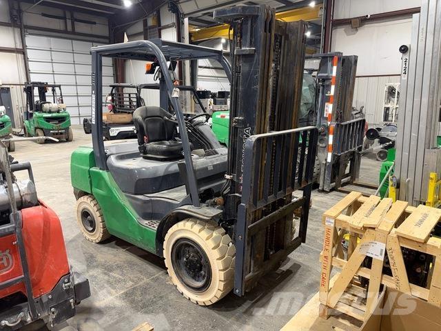 Toyota 8FDU30 Montacargas - otros