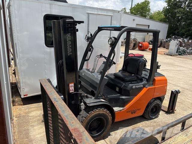 Toyota 8FGU30 Montacargas - otros