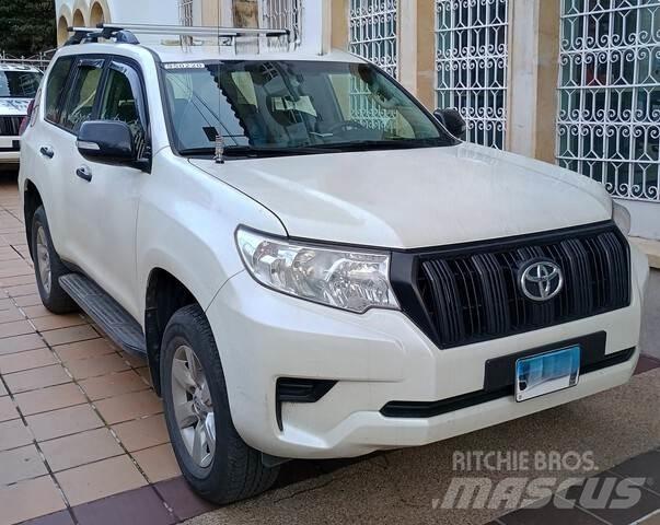 Toyota Prado Carros