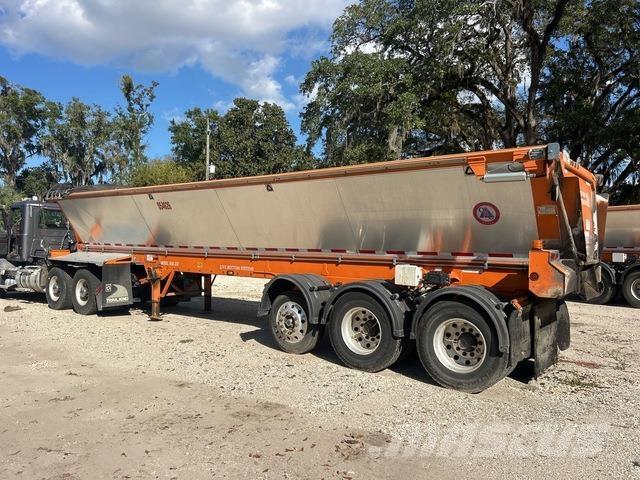 Trail King  Cajas de piso oscilante