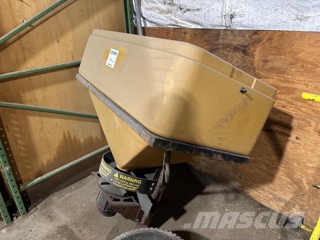  Trailhawk 750 Esparcidoras de arena y sal