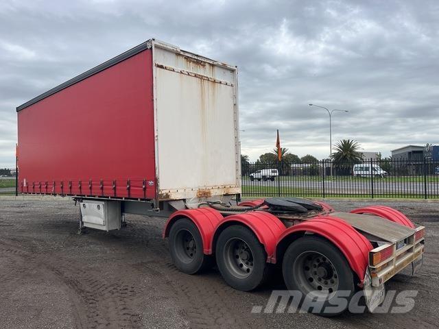 Vawdrey  Remolques de caja de lona