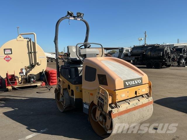 Volvo DD25B Rodillos de doble tambor