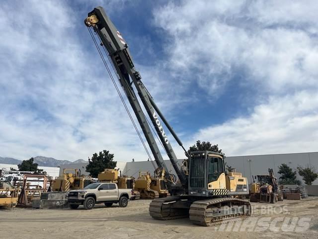 Volvo PL3005D Buldózers tiendetubos