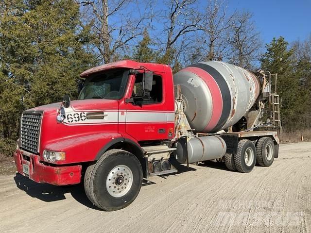 Volvo VHD Otros camiones