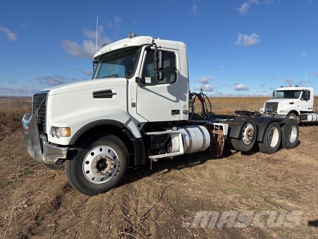 Volvo VHD Camiones tractor