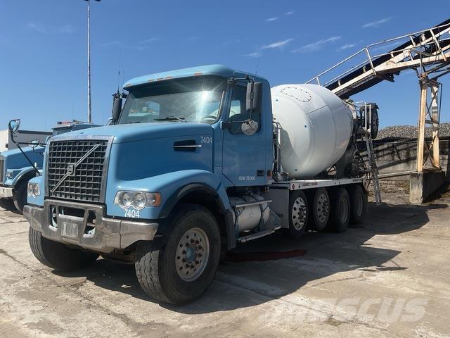 Volvo VHD104F Otros camiones