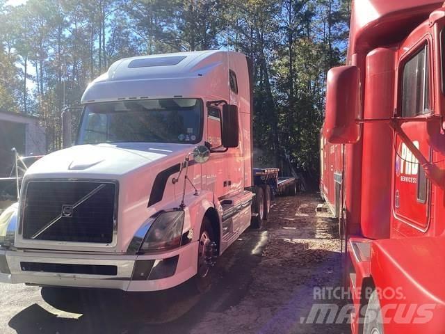 Volvo VNL Camiones tractor